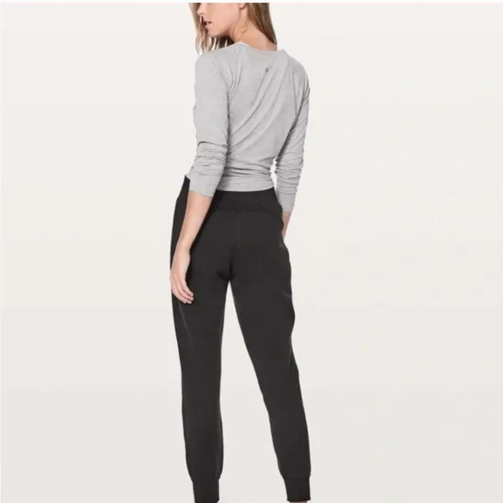 Lululemon Get‎ Going Joggers Size 6 Black